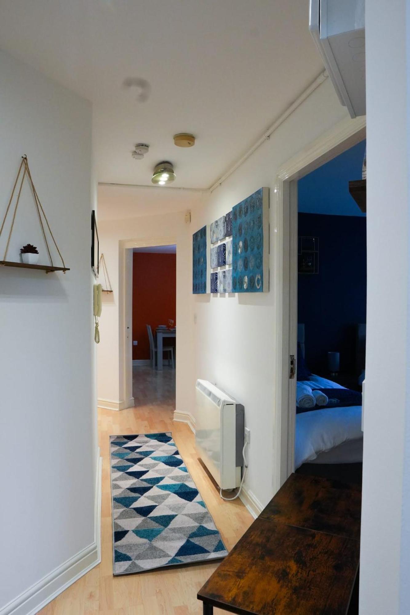 Whole 2-Bed Apartment - Contractors, Professionals, Ulez Free, Free Parking, B'Ham City 10Mins 伯明翰 外观 照片