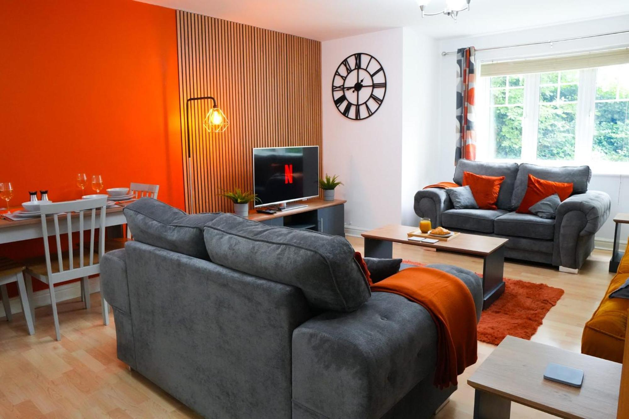 Whole 2-Bed Apartment - Contractors, Professionals, Ulez Free, Free Parking, B'Ham City 10Mins 伯明翰 外观 照片