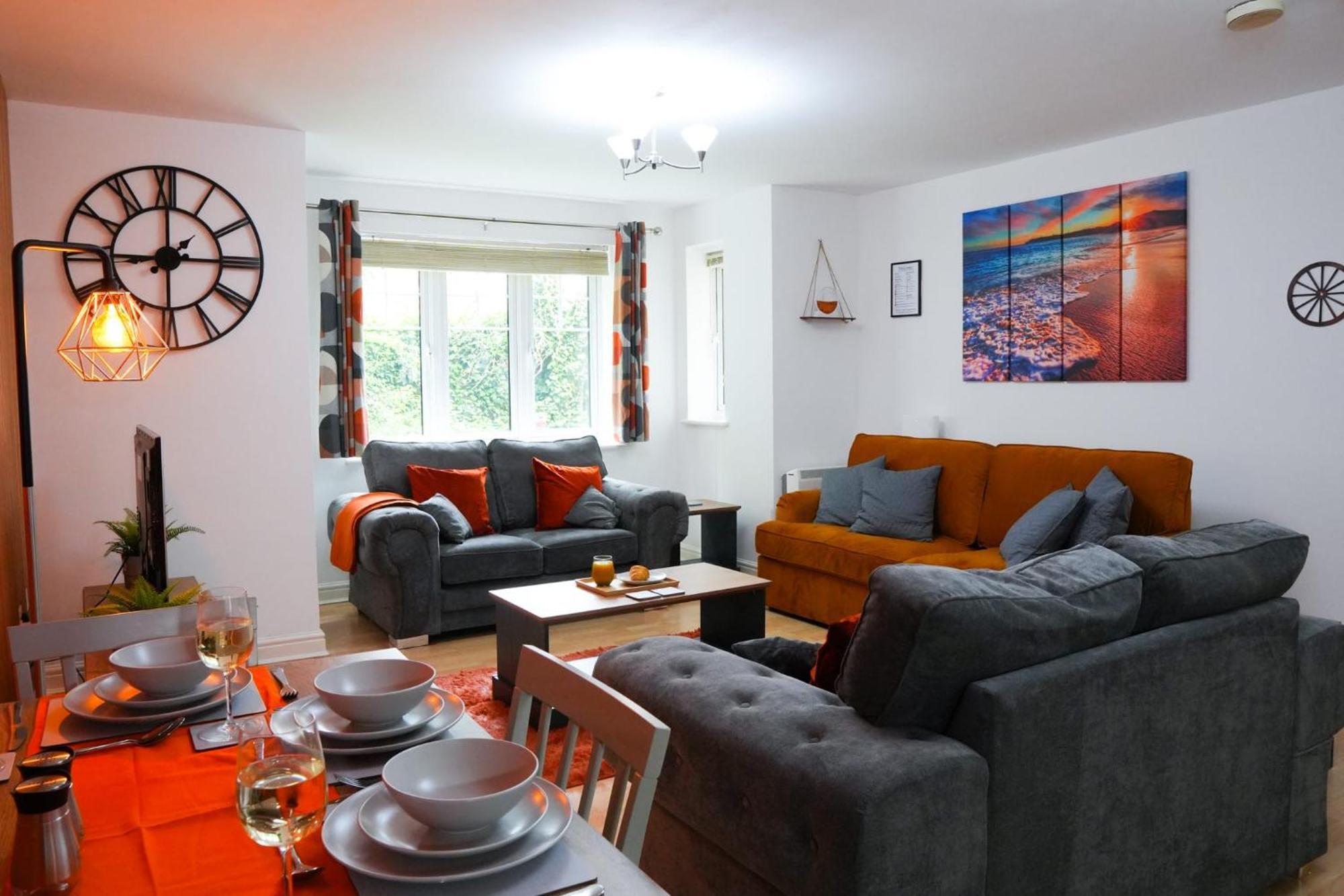 Whole 2-Bed Apartment - Contractors, Professionals, Ulez Free, Free Parking, B'Ham City 10Mins 伯明翰 外观 照片